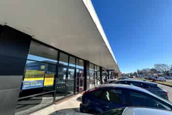 Wairakei Road Exposure with Convenience to Match