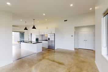 3 Leicester Place, Springvale