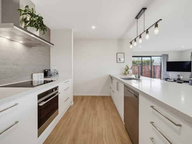 21 Quinn Crescent, Woodend