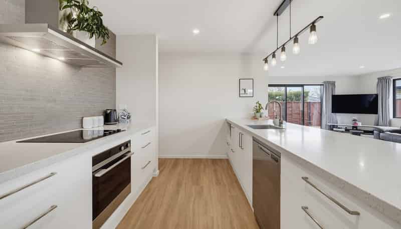 21 Quinn Crescent, Woodend