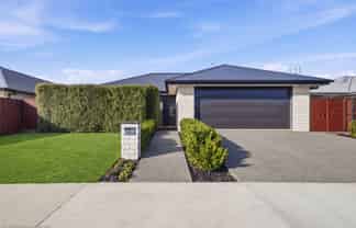 21 Quinn Crescent, Woodend