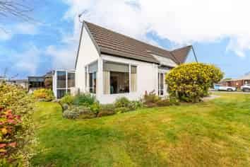 7 Stenhouse Drive, Marchwiel