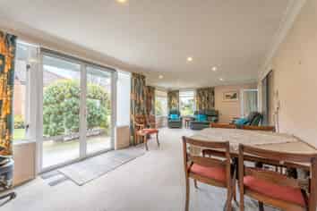 7 Stenhouse Drive, Marchwiel