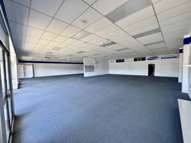Large format retail with profile
