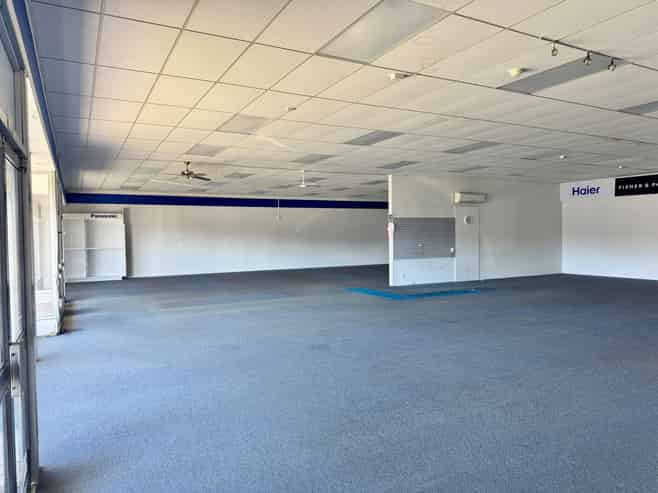 Large format retail with profile