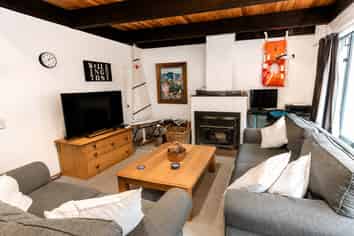2A Pitoitoi Road, Days Bay