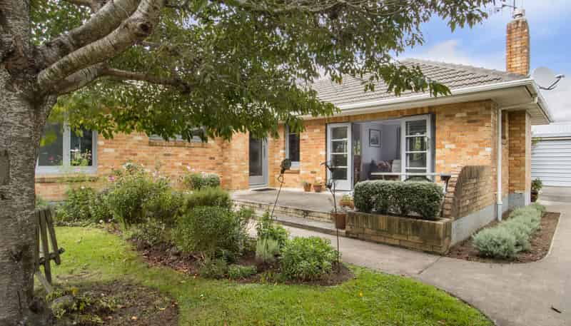 16 Polley Crescent, Katikati