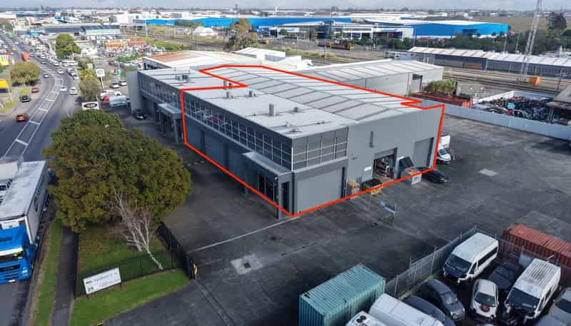 Front/25A Saleyards Road, Otahuhu
