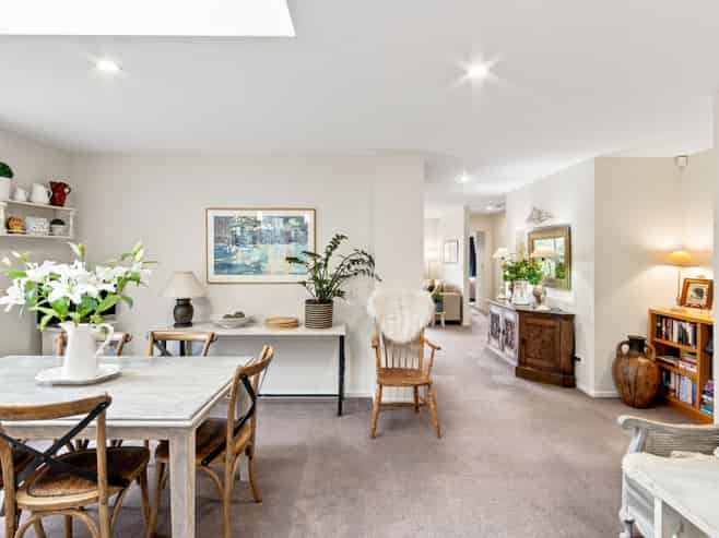 17 The Tors, Heathcote Valley