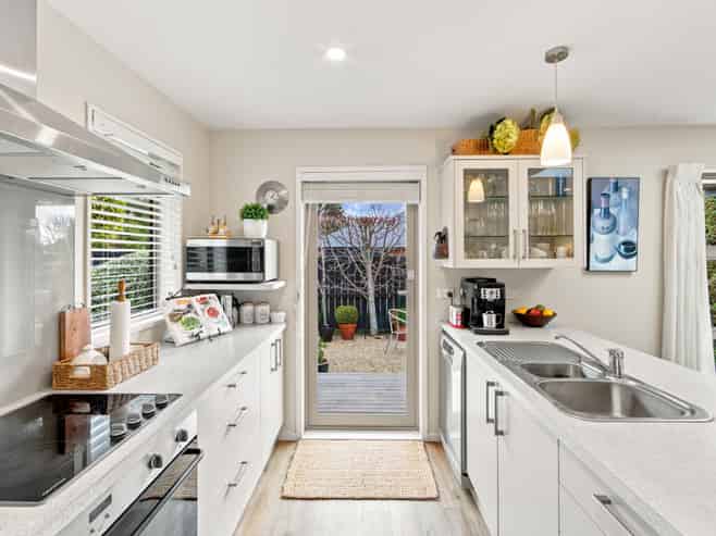 17 The Tors, Heathcote Valley
