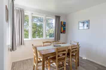1 Parekarangi Grove , Turangi