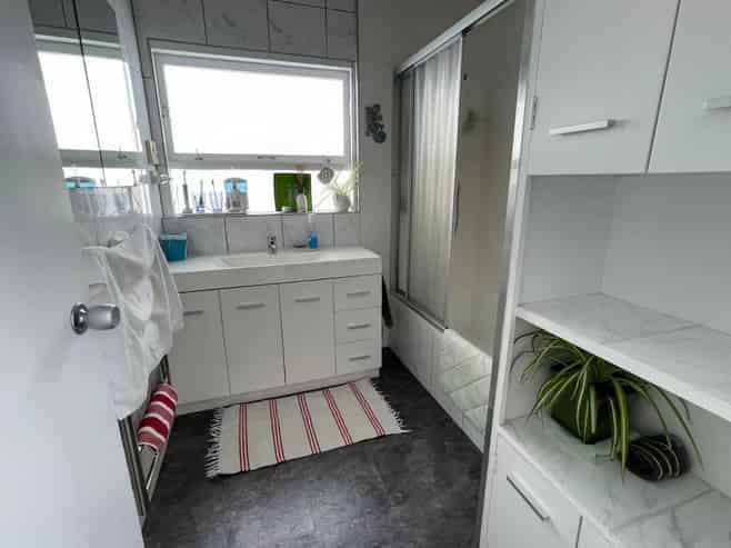 1/28 Wolsley Avenue, Milford