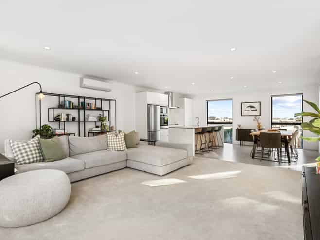 28 Charles Heaphy Lane, Stonefields