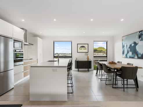28 Charles Heaphy Lane, Stonefields