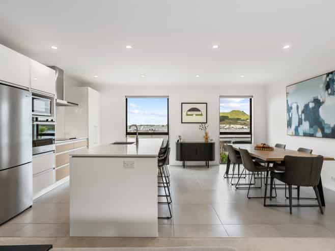 28 Charles Heaphy Lane, Stonefields