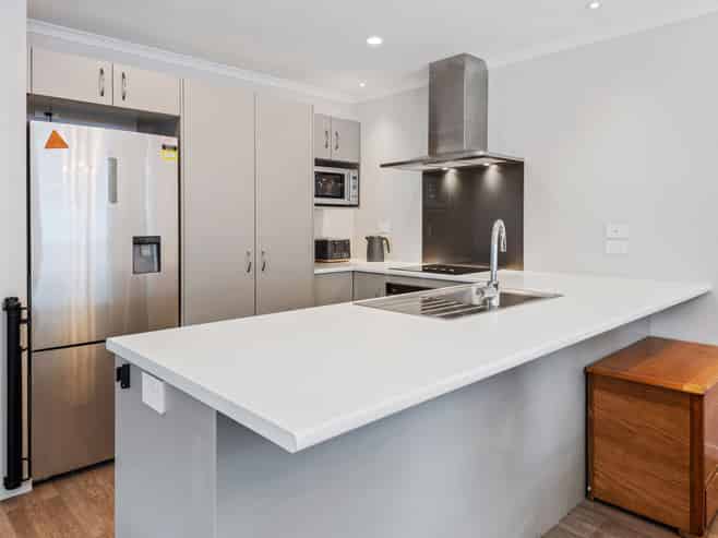 2 Suncrest Lane, PORT WHANGAREI
