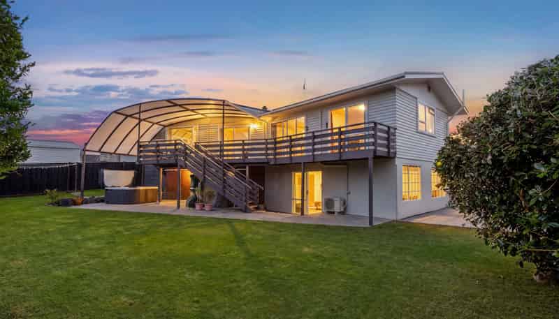 13 Carole Crescent, Pakuranga