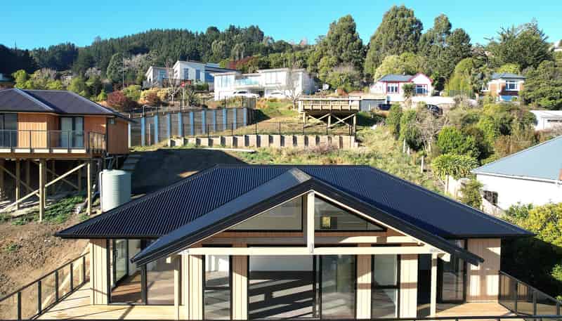 2 Theomin Close, NORTH EAST VALLEY