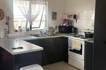 86b Mould Street, Waitara