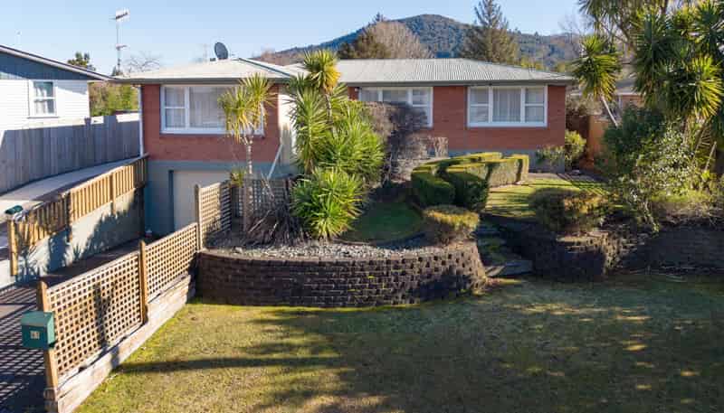 41 Mount View Drive, Mangakakahi