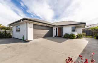 19 Pania Place, Poraiti