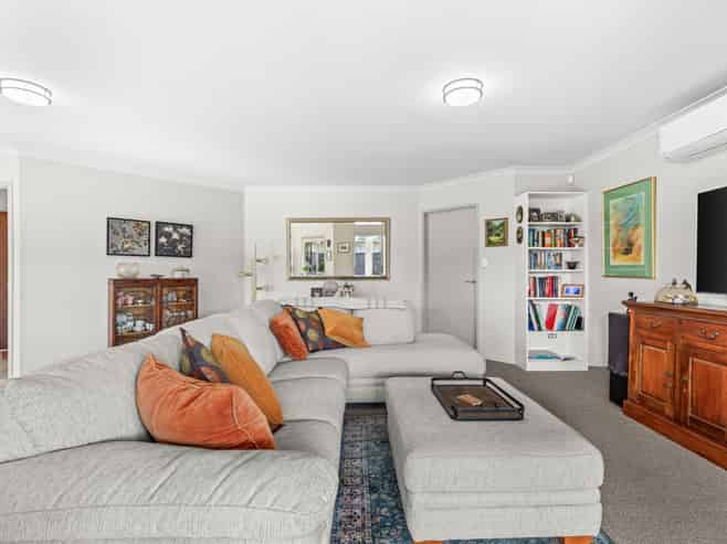 19 Pania Place, Poraiti