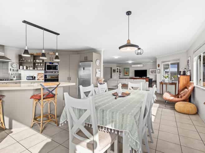 19 Pania Place, Poraiti