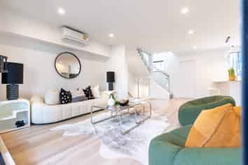 7/12 Onewa Road, Northcote