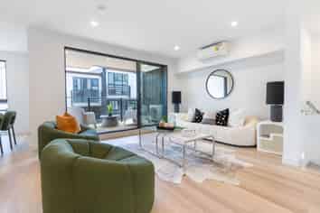 7/12 Onewa Road, Northcote