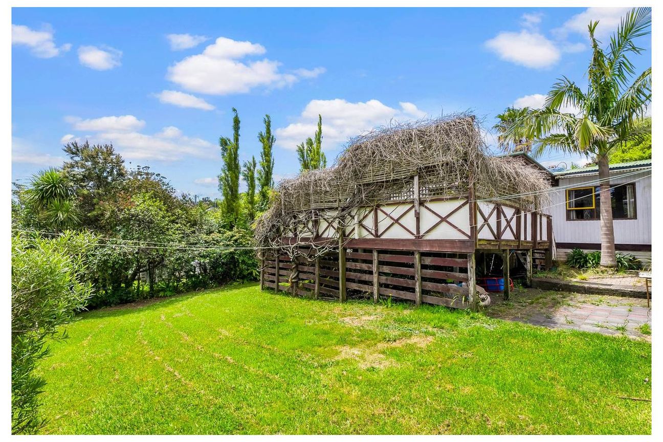 Smart Stanmore Bay Investment! - Vista 3