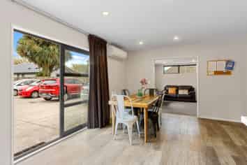 16A Truman Road, BRYNDWR