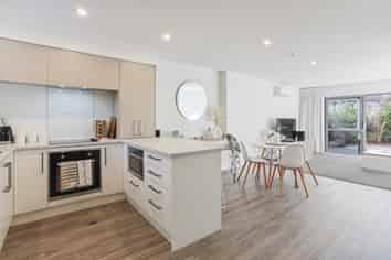 4/118 Champion Street, Edgeware
