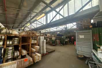 High Corner Profile Industrial | 1,107m²