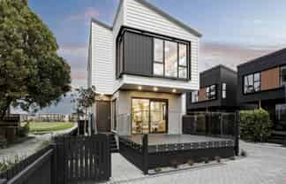 46B Range View Road, Mount Albert