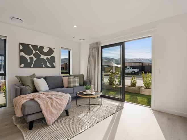 42 Vintage Street, Wooing Tree, Cromwell
