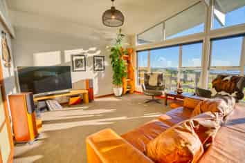25 Domain Terrace, Karoro