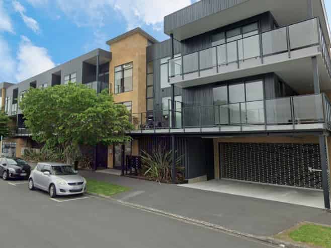 13/118 Rostrevor Street, Hamilton Central