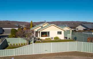 4 Spruce Close, Alexandra