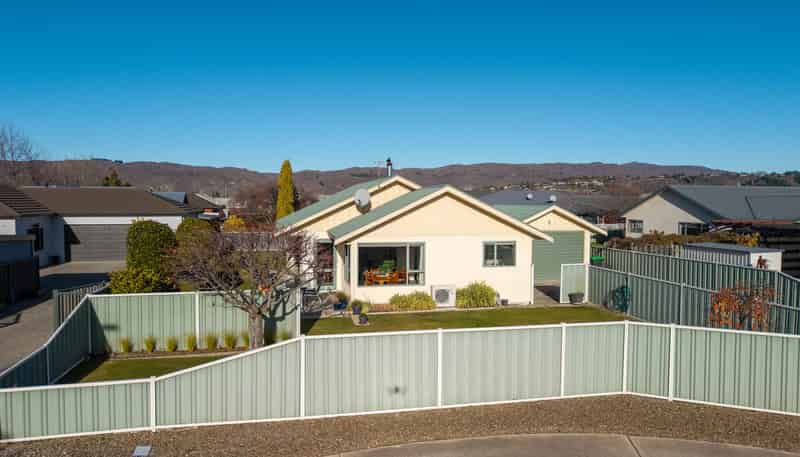 4 Spruce Close, Alexandra
