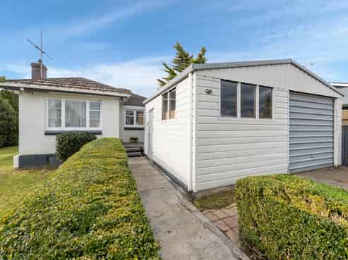 10 Merton Street, Trentham