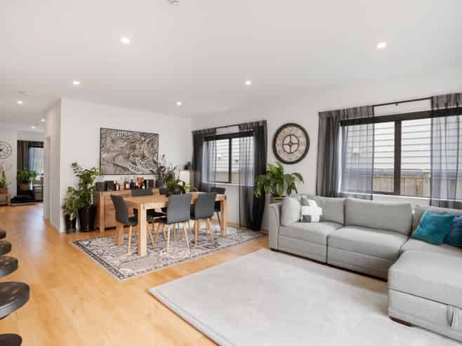 58  Lime Hill Rise, Flat Bush