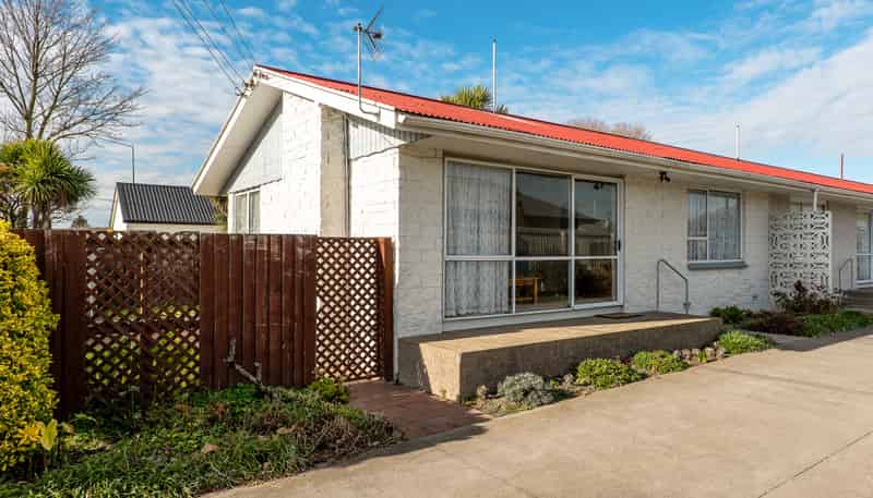 1/582 Gloucester Street, Linwood