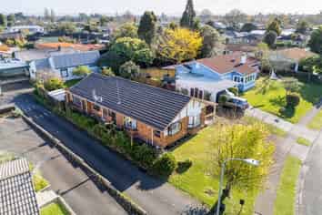 8 Chequers Avenue, Chartwell