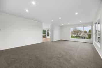 96 Reeves Road, Pakuranga Heights
