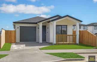 24 Hari Road, Karaka