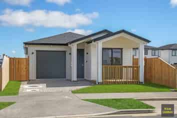 24 Hari Road, Karaka