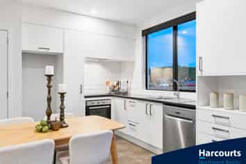 284 Hobsonville Point Road, Hobsonville