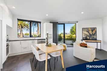 284 Hobsonville Point Road, Hobsonville