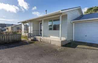 86A Henley Street, WESTPORT
