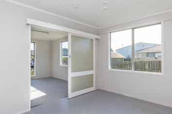 86A Henley Street, WESTPORT